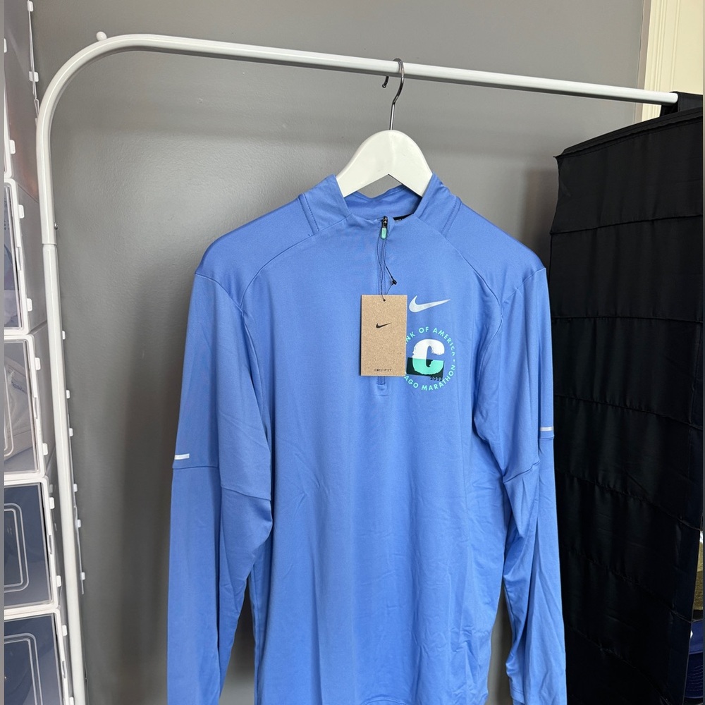 🚨SOLD ON DEPOP🚨Nike Dri-FIT Element 1/2 Zip Chicago Marathon '23 Edition